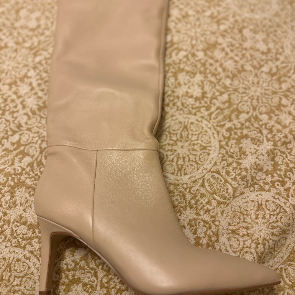 Marc Fisher knee boots size 9